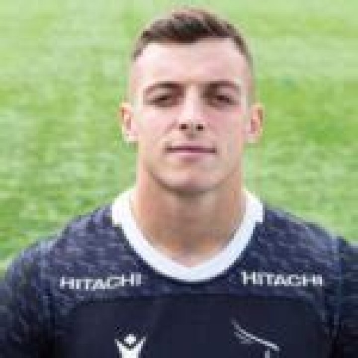 Adam Radwan Dating Status, Parents & Family Background