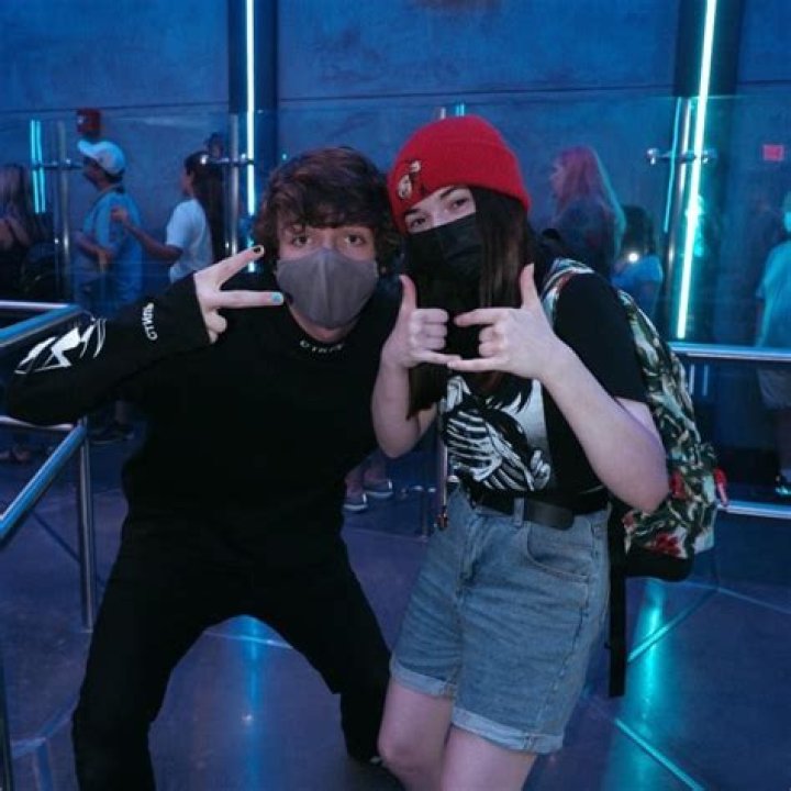 Aimsey ‘Twitch’ Age, Height, Wikipedia, Instagram, Girlfriend, Net Worth