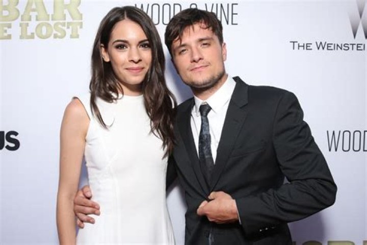 Josh Hutcherson’s Height, Girlfriend And Gay Vibes