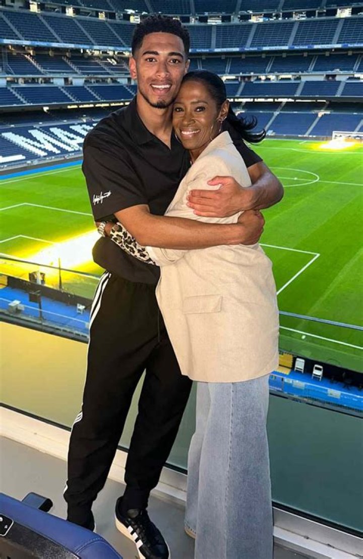 Jude Bellingham's mother, Denise Bellingham Biography: Wiki, Age, Net Worth, Pictures, Children, Husband