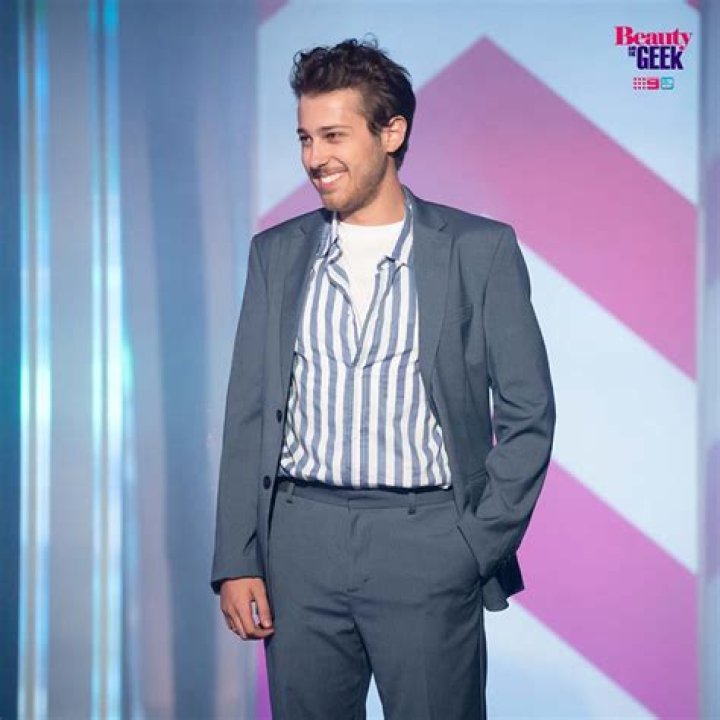 Michael Gambaro Beauty And The Geek Age, Height, Wikipedia, Instagram