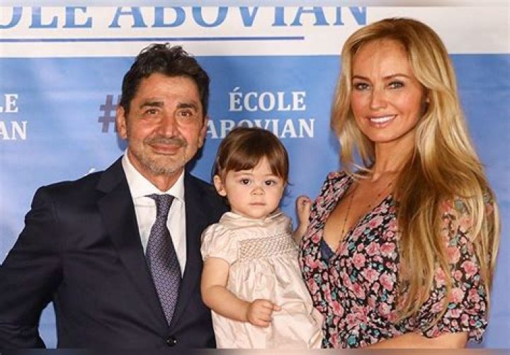 Quel Âge A Adriana Karembeu