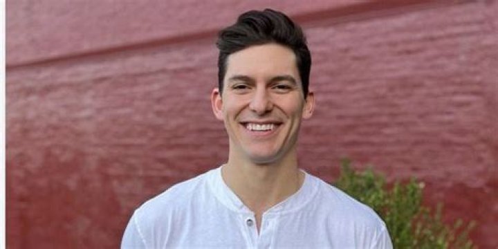 Tanner Courtad Bachelorette Age, Height, Wikipedia, Instagram