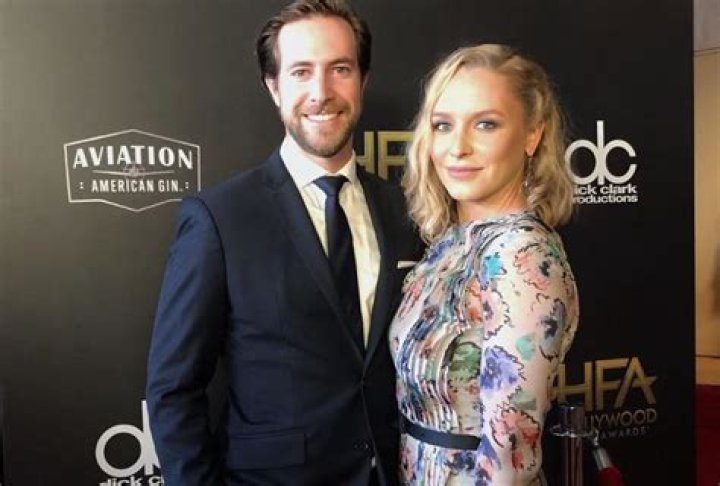 Who is Marc Albu Annie Maude Starke husband?